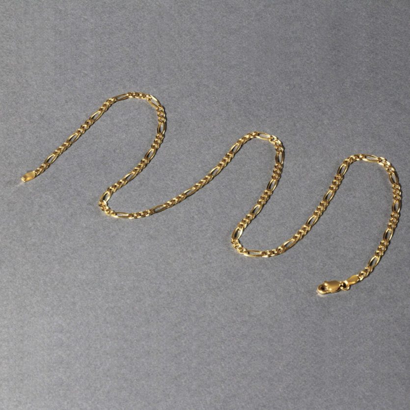 10k Yellow Gold Solid Figaro Chain (2.60 mm) - Image 5